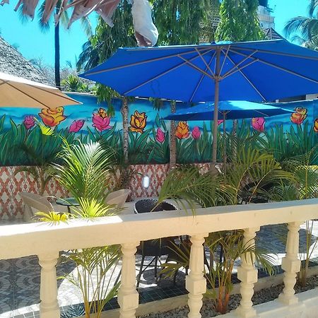 Blessing Holiday Homes - شاطئ دياني المظهر الخارجي الصورة