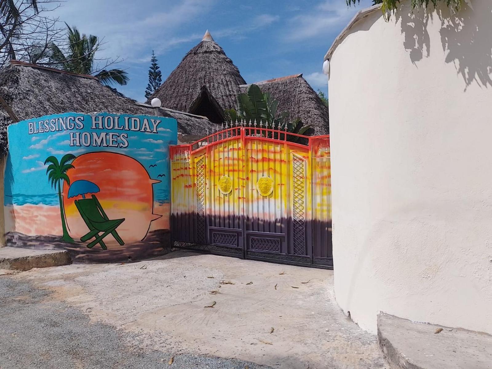 Blessing Holiday Homes - شاطئ دياني المظهر الخارجي الصورة