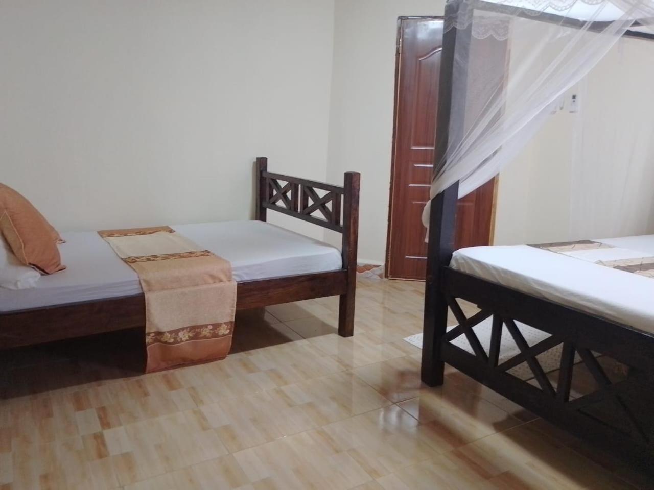 Blessing Holiday Homes - شاطئ دياني المظهر الخارجي الصورة
